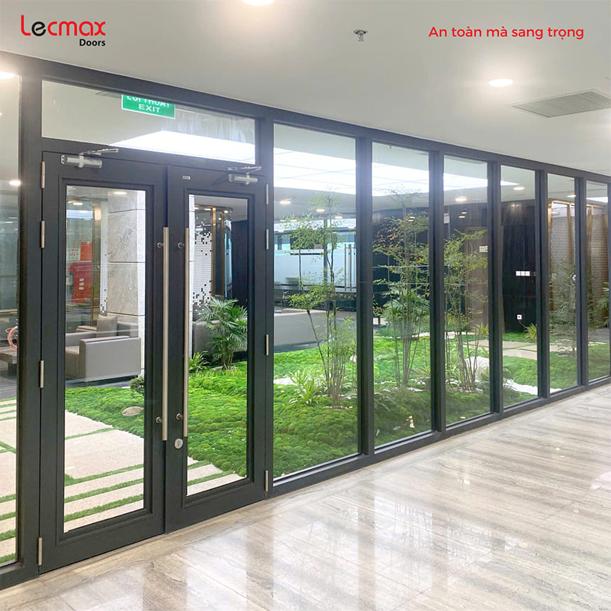 Cửa kính chống cháy và vách kính chống cháy Lecmax tại dự án tòa nhà Petrolimex số 1 Khâm Thiên