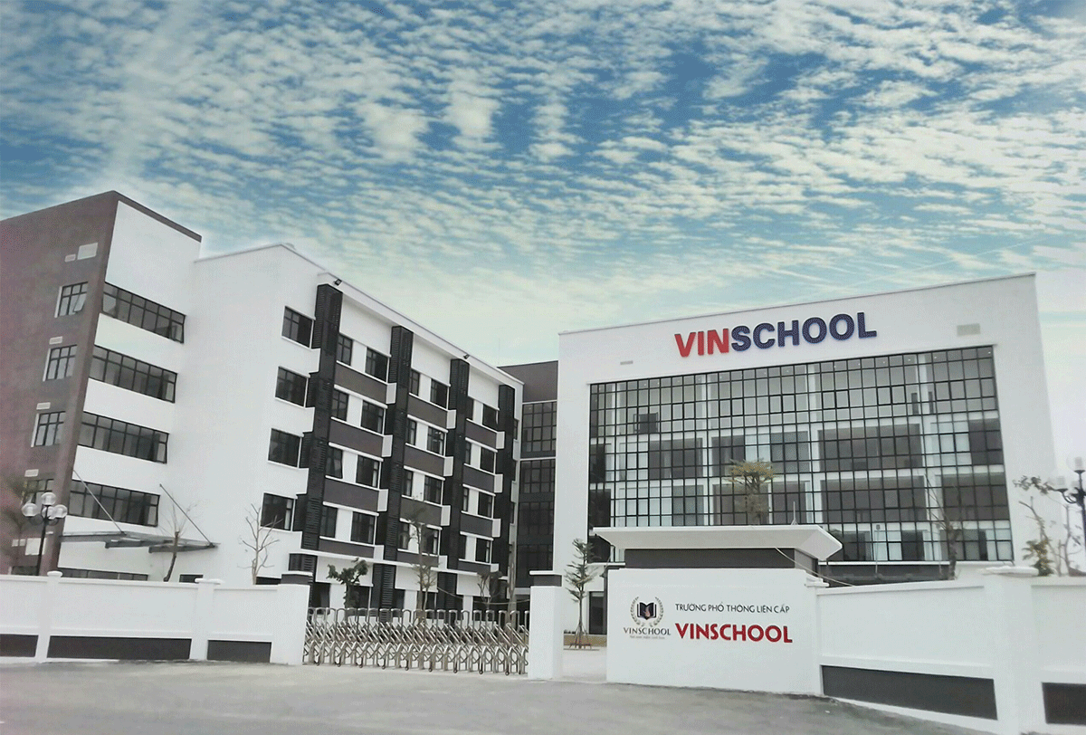 Cửa thép chống cháy Lecmax tại hệ thống trường học Vinschool